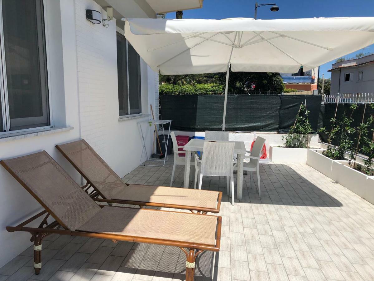 Bed&Beach Scauri  Bagian luar foto